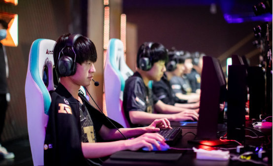 惊人的门前 惊人的门前